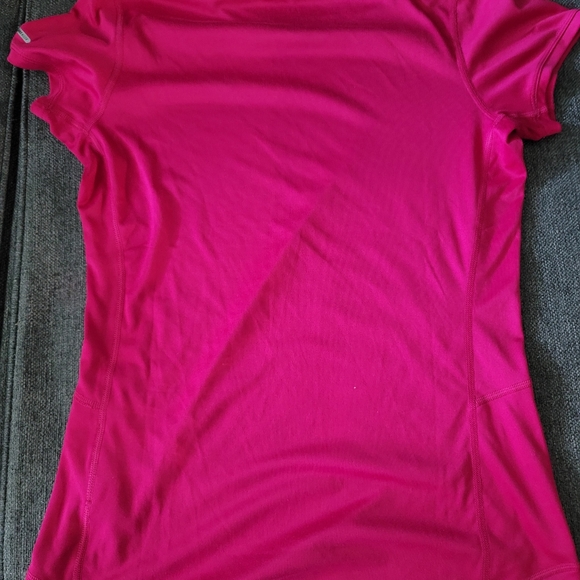 Nike Dri-Fit T-Shirt - Picture 2 of 2